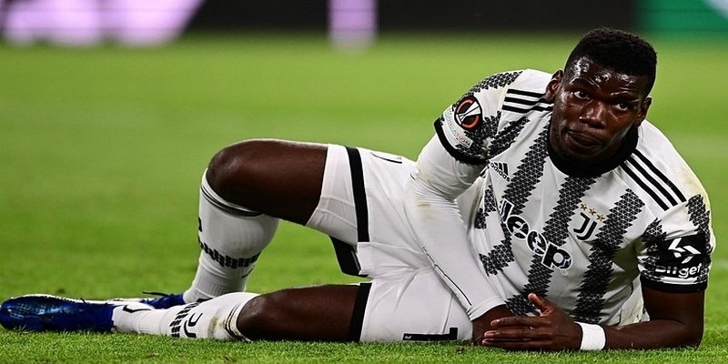 Một trong những top t bản hợp đồng đắt đỏ đó là Paul Pogba